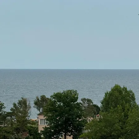 Apartament Seven Palms Saturn