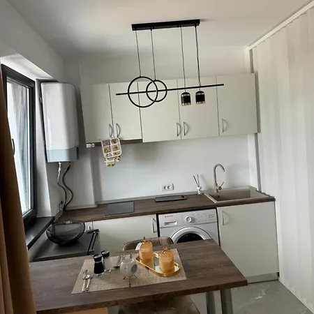 Apartment Seven Palms *